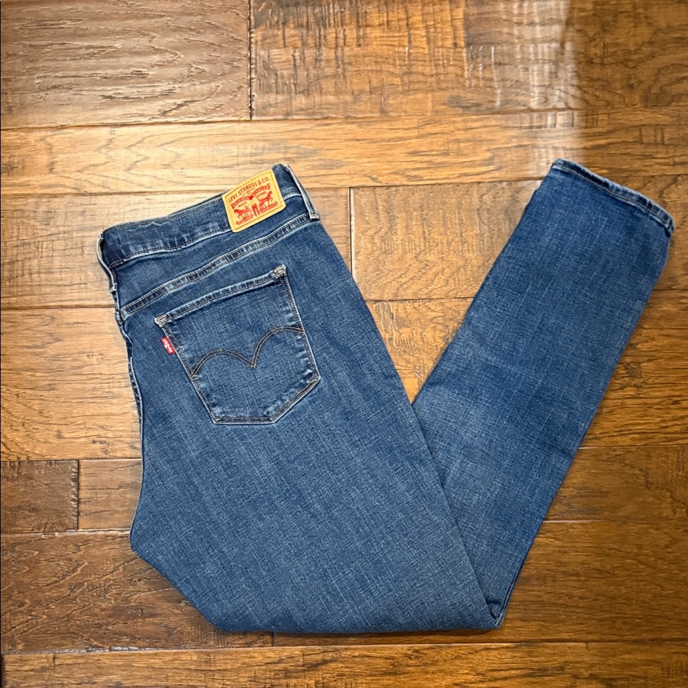 Levi's Classic Indigo Jeans